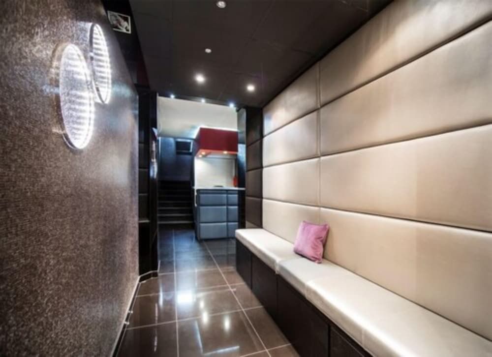 undefined Hotel Schtak 8