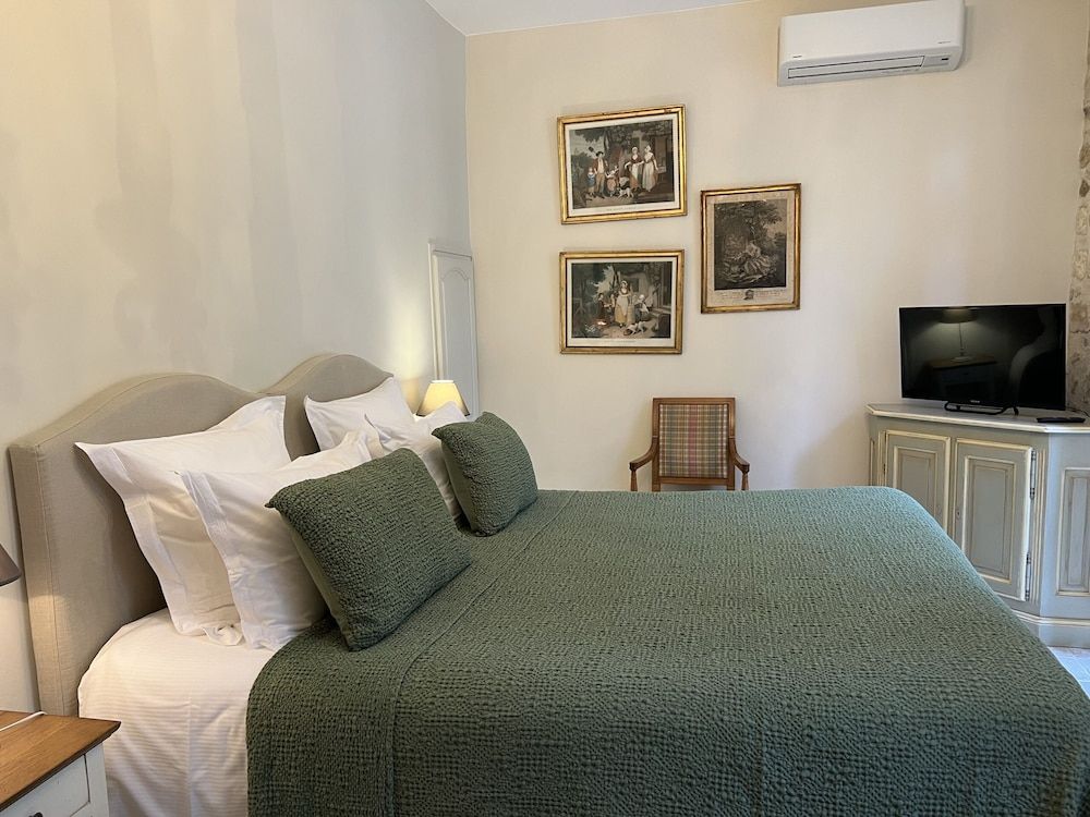 Deluxe Double or Twin Room, Garden View
