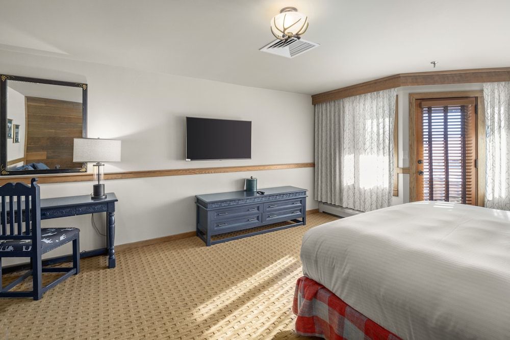 Superior Room, 1 King Bed with Sofa bed