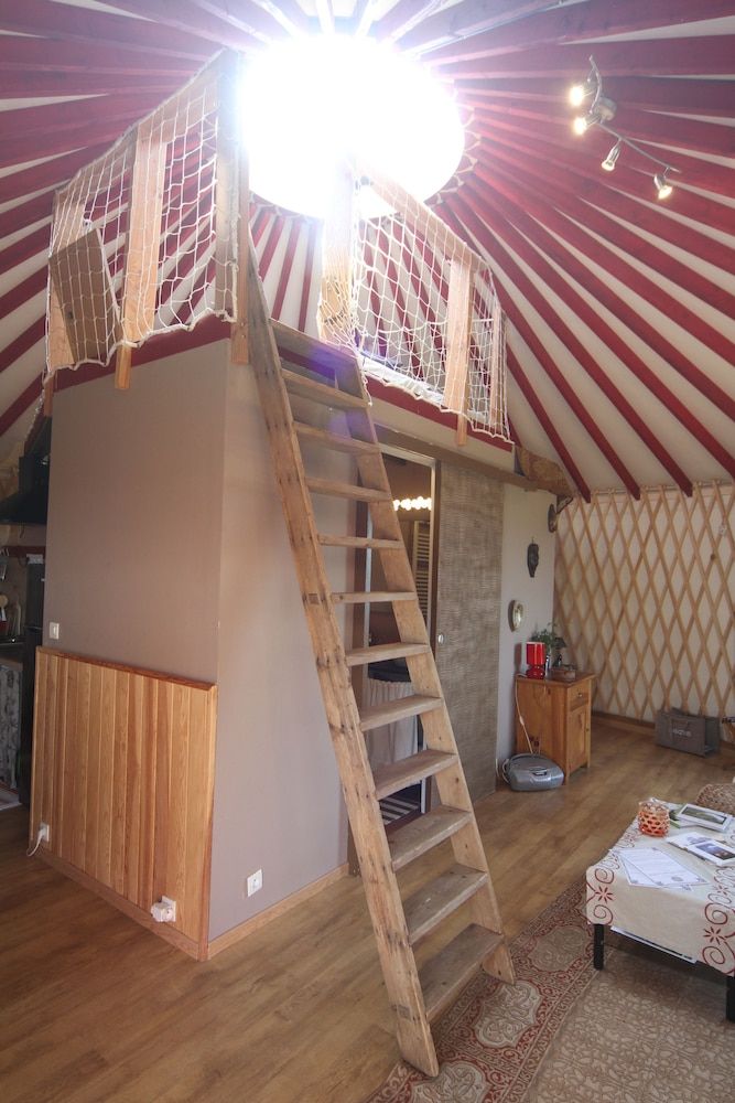 Yurt, 6 people, jacuzzi