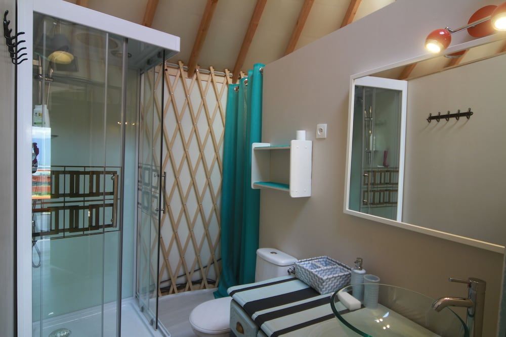 Yurt, 4 people, jacuzzi
