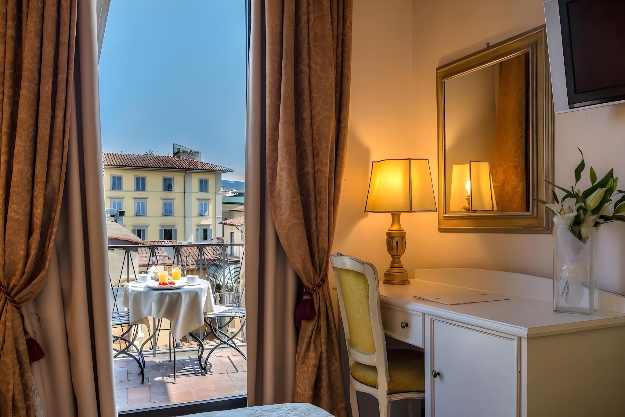 Hotel Machiavelli Palace Standard Double or Twin Room 16