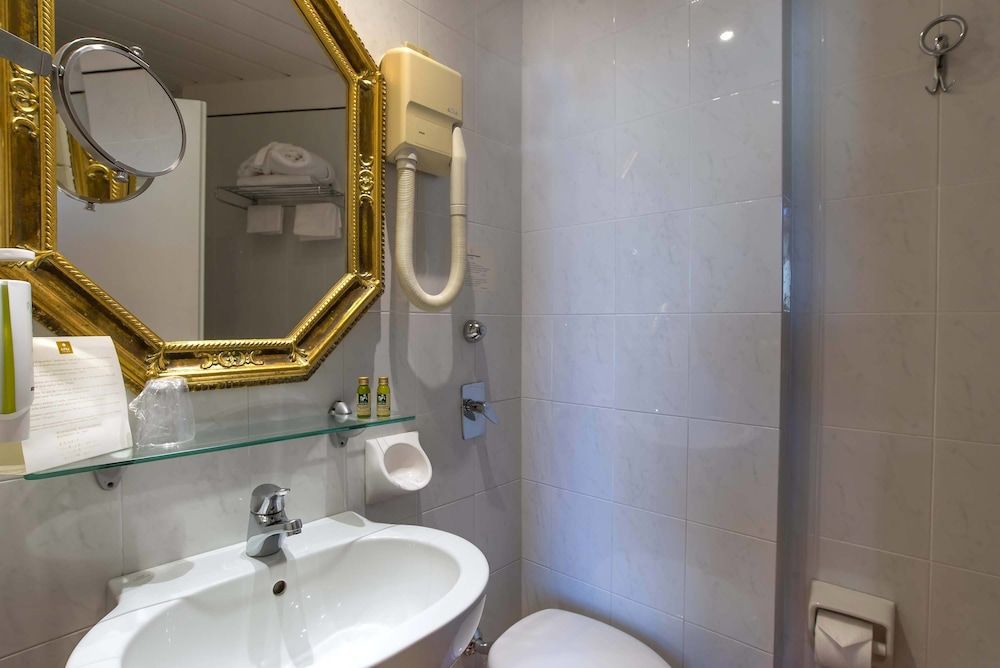 Hotel Machiavelli Palace Standard Double or Twin Room 11