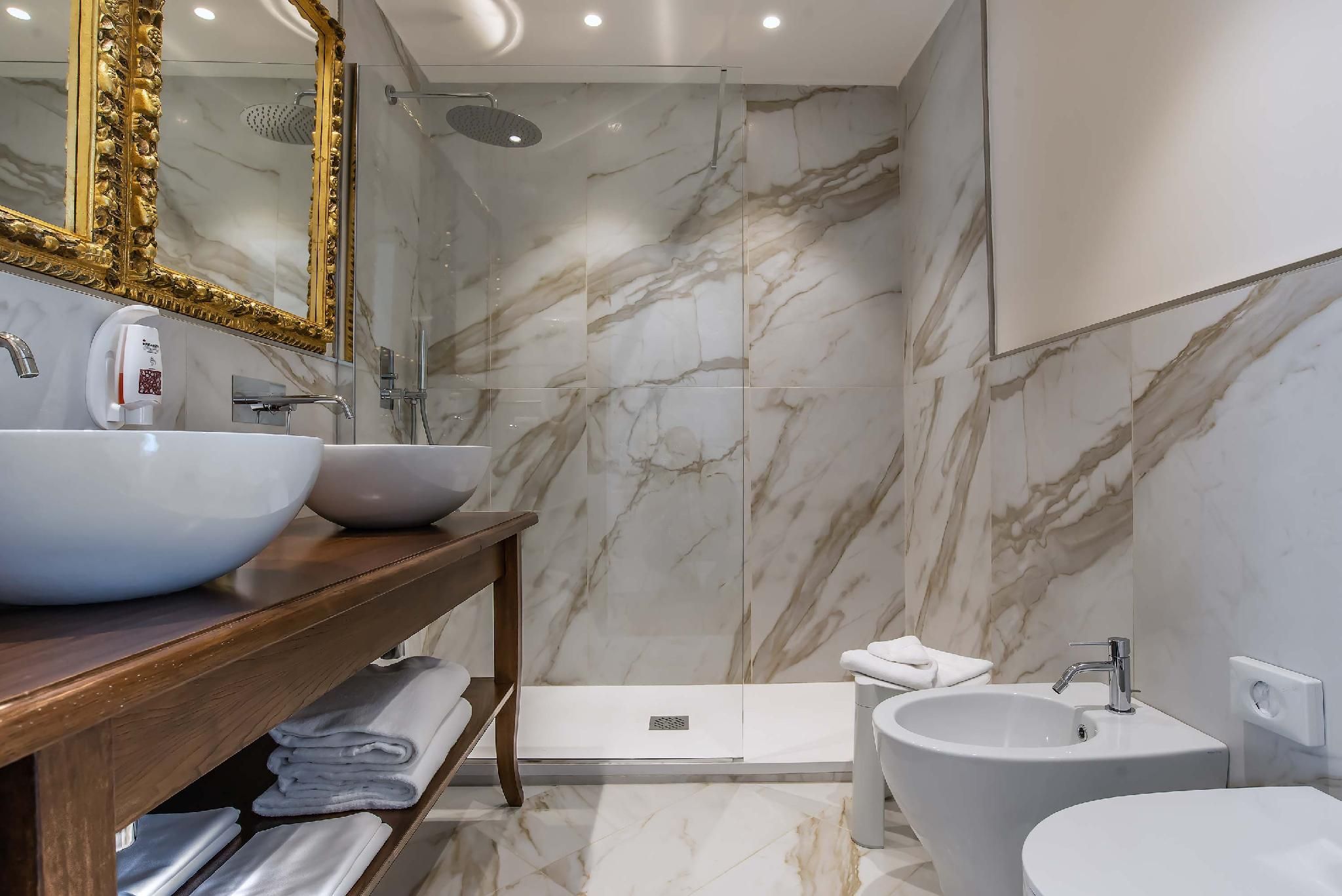 Suite with City View