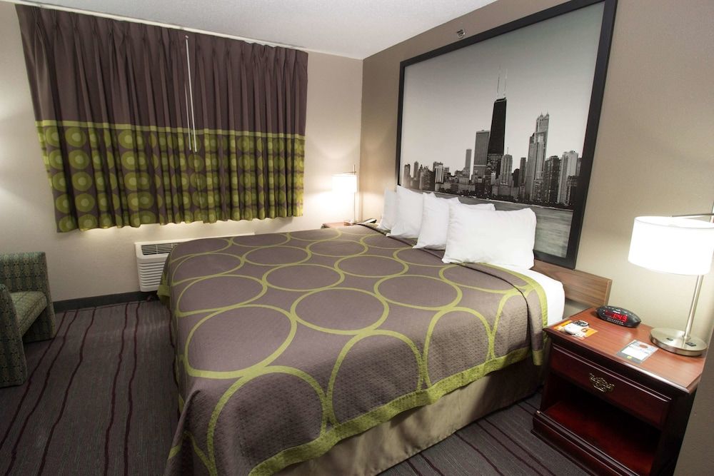 Suite, 1 King Bed, Non Smoking, Hot Tub