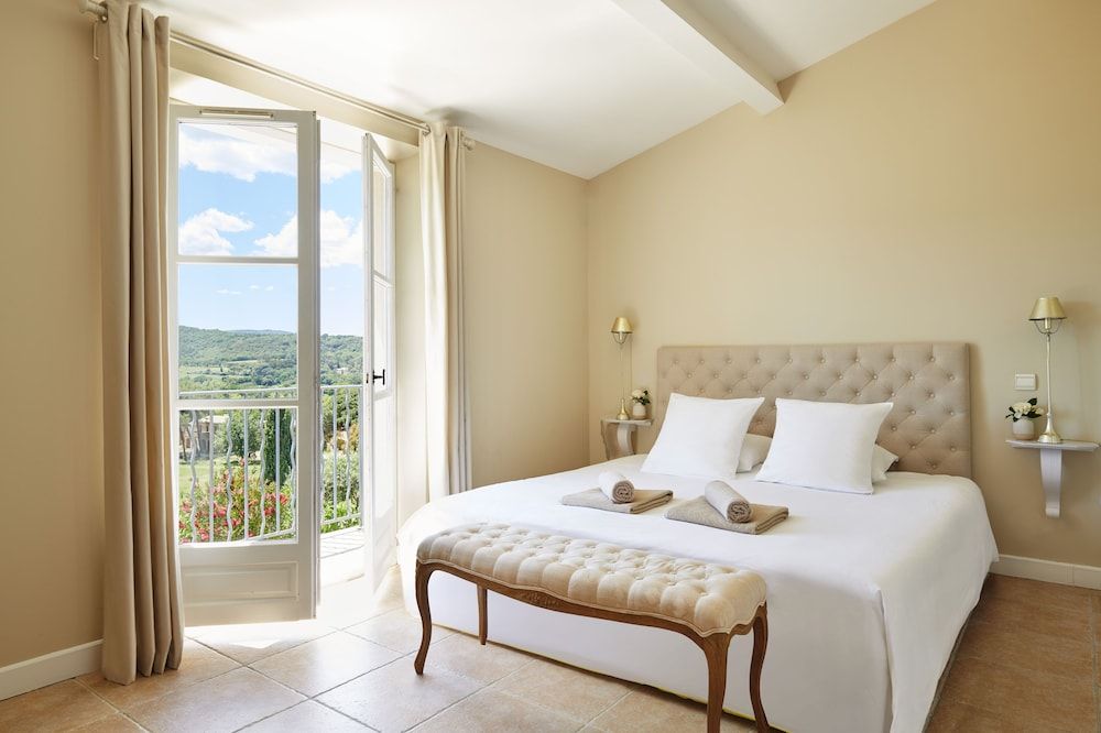 Standard House, 2 Bedrooms, Ensuite (M13)
