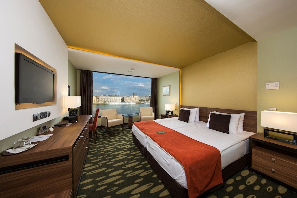 undefined Boutique Hotel Victoria Budapest 2