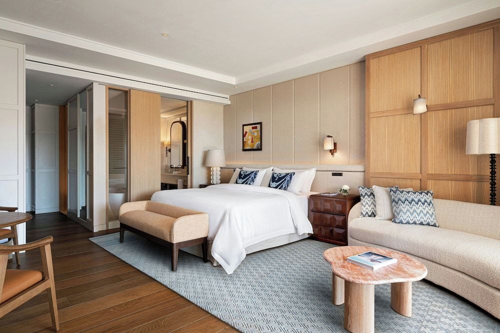 Grand Suite, 1 King Bed, Non Smoking, Sea View