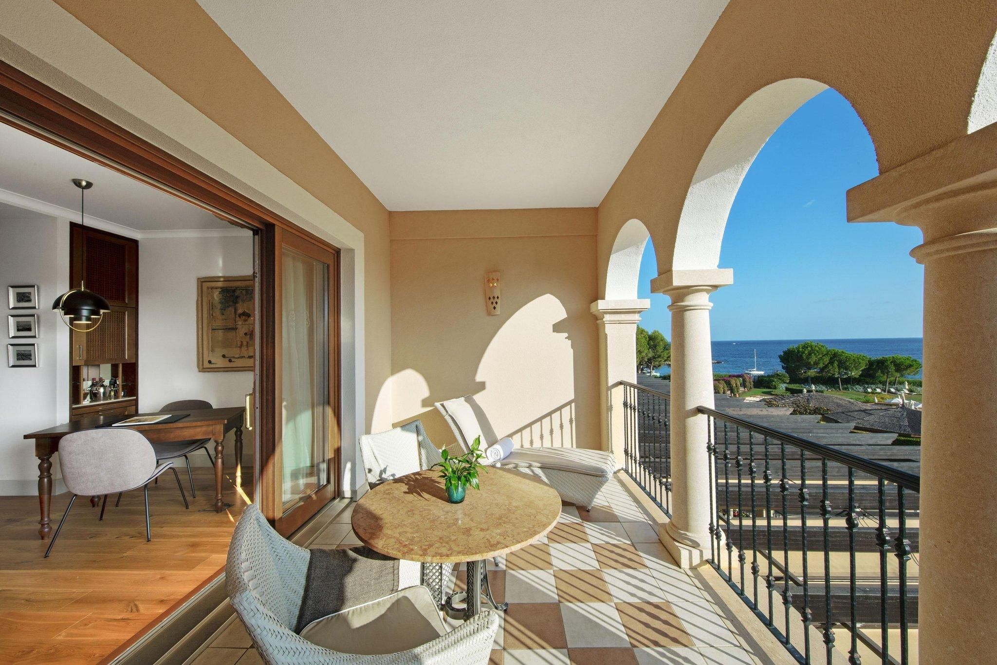 Junior Suite Sea View, Junior Suite, 1 King, Sea view, Balcony