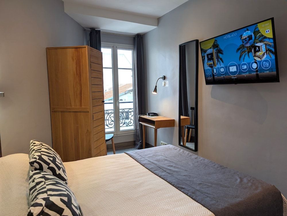 H33 hôtel Standard Double Room 12