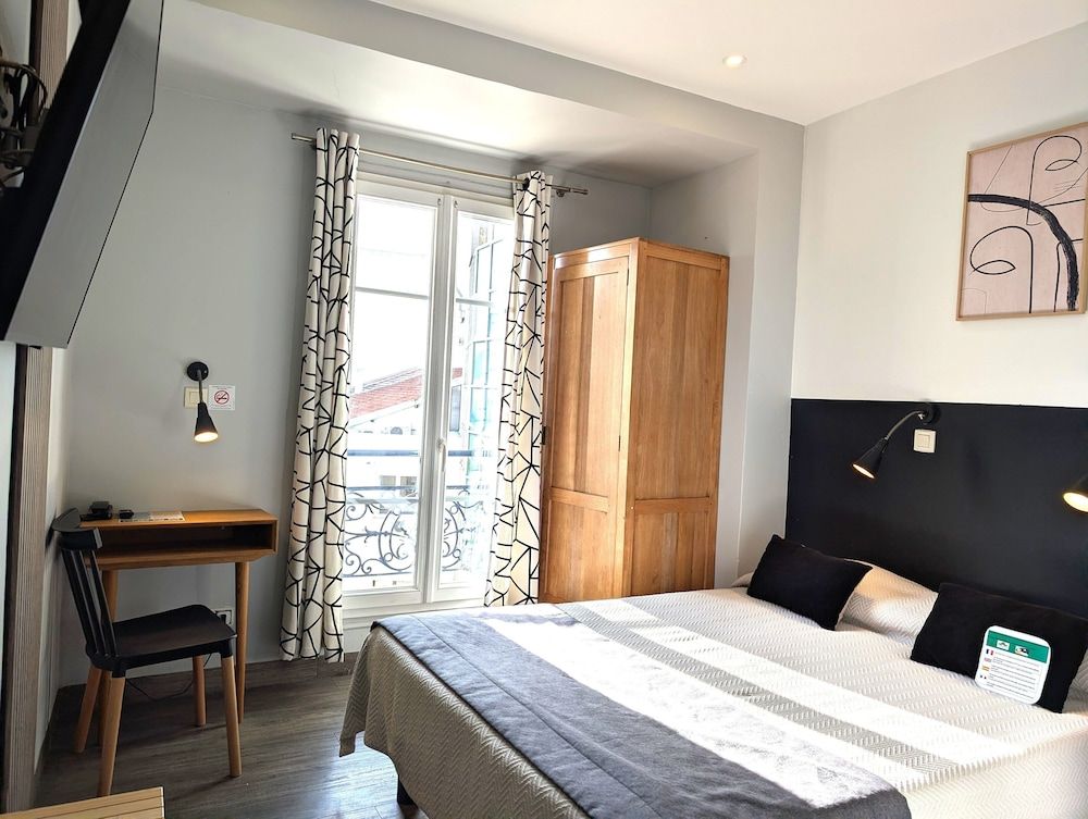 H33 hôtel Standard Double Room 5