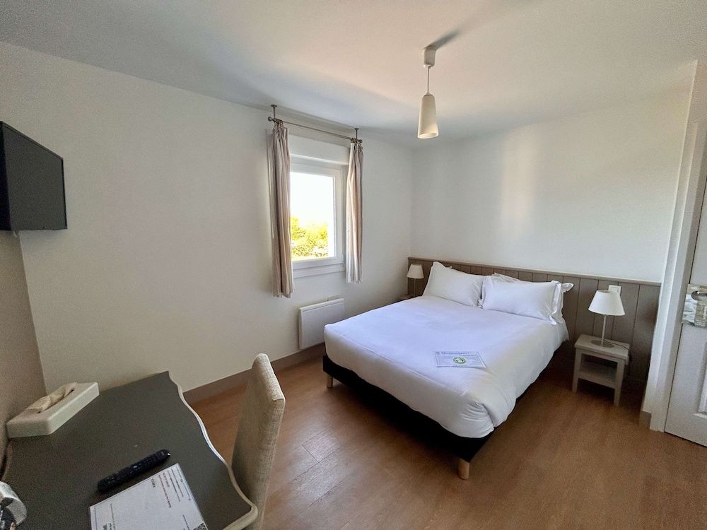 Brit Hotel Lannion - Perros Guirec Double Room 5
