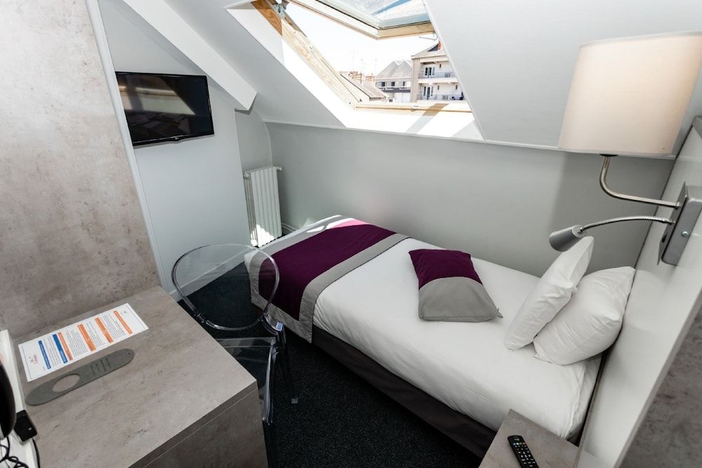 Hotel De Champagne Single Room, 1 Twin Bed (Small) 2