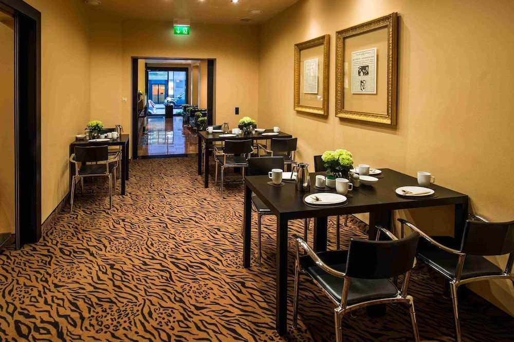 undefined Concorde Hotel 10