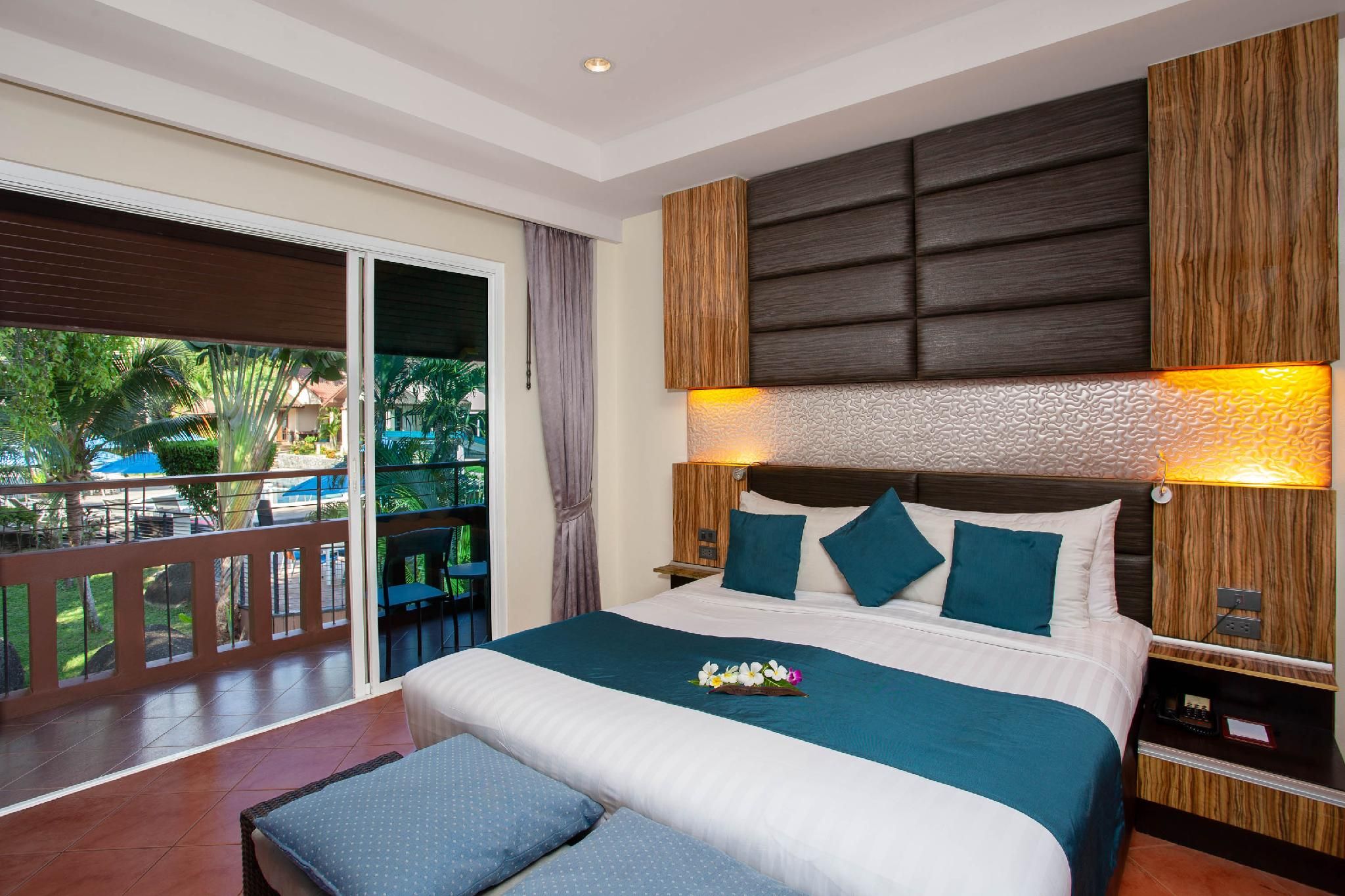 undefined Royal Beach Boutique Resort & Spa 6