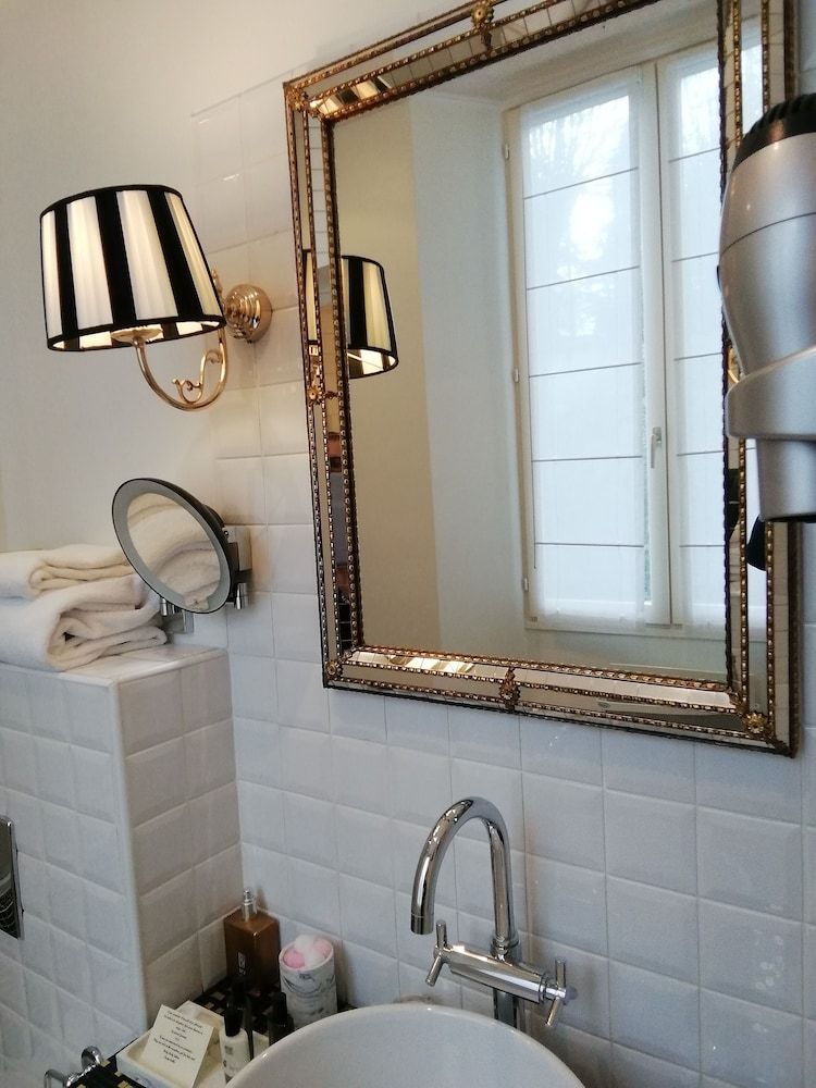 La Villa Eugène Superior Double Room, Private Bathroom 4