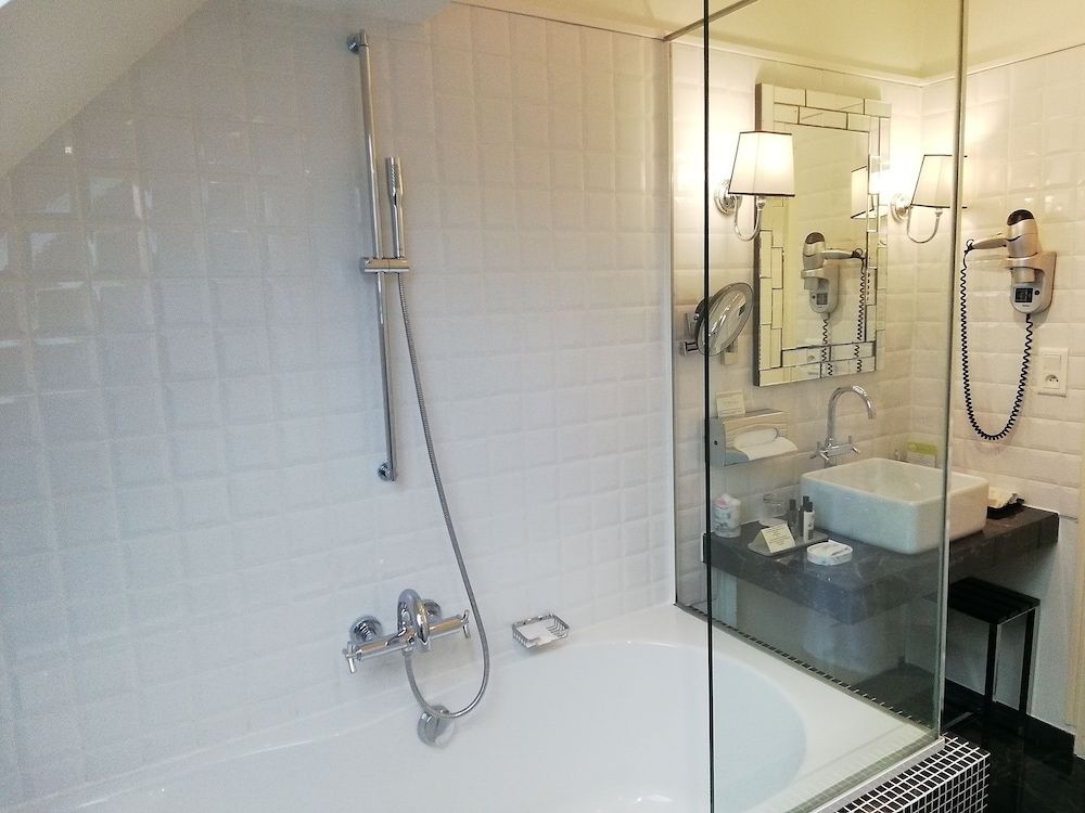 La Villa Eugène Superior Double Room, Private Bathroom 5