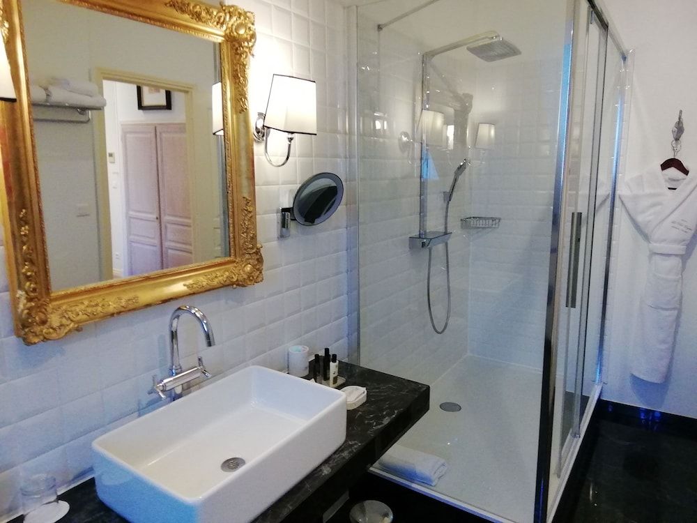 La Villa Eugène Standard Double Room, Private Bathroom 4