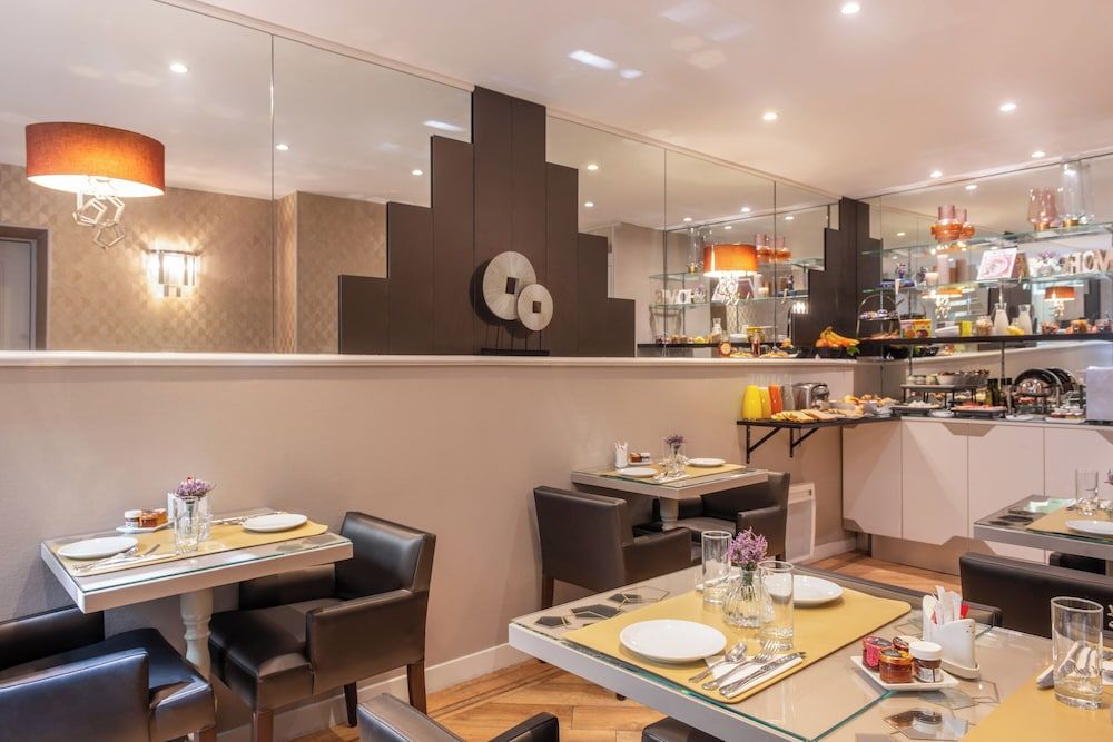 undefined Hotel Galileo 7