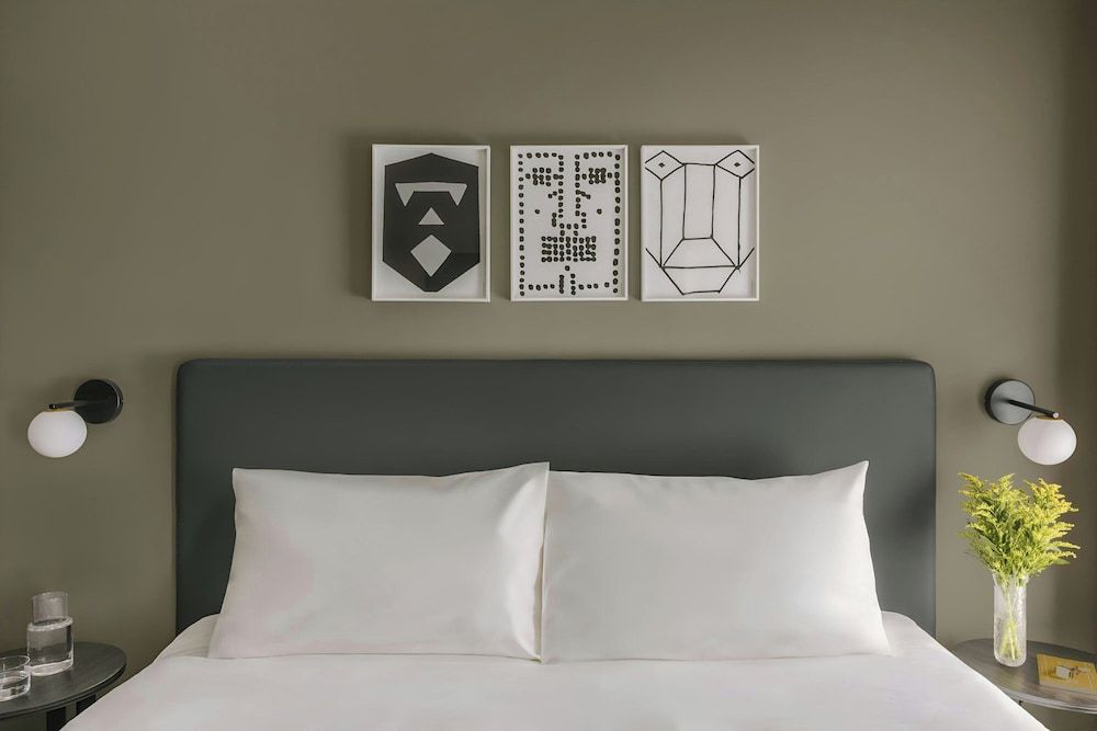 Superior Room, 1 Queen Bed, Non Smoking