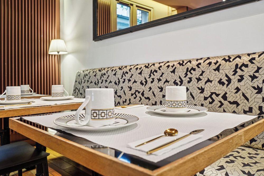 undefined Hotel De Sevres 8