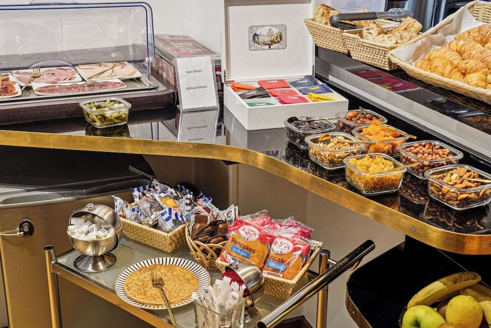 undefined Hotel De Sevres 9