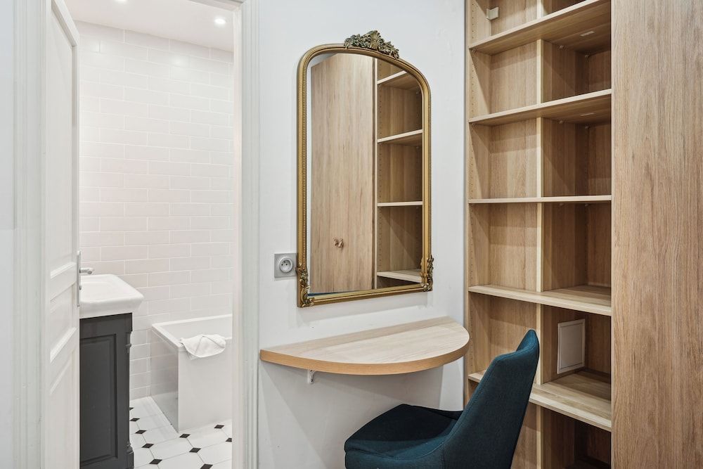 undefined Hotel De Sevres 9