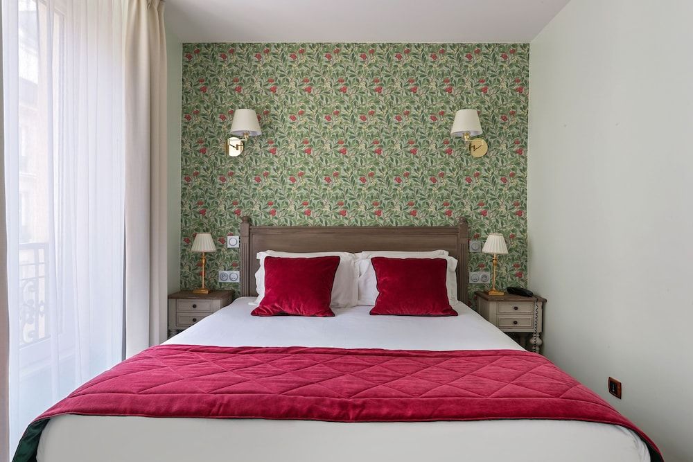 undefined Hotel De Sevres 4