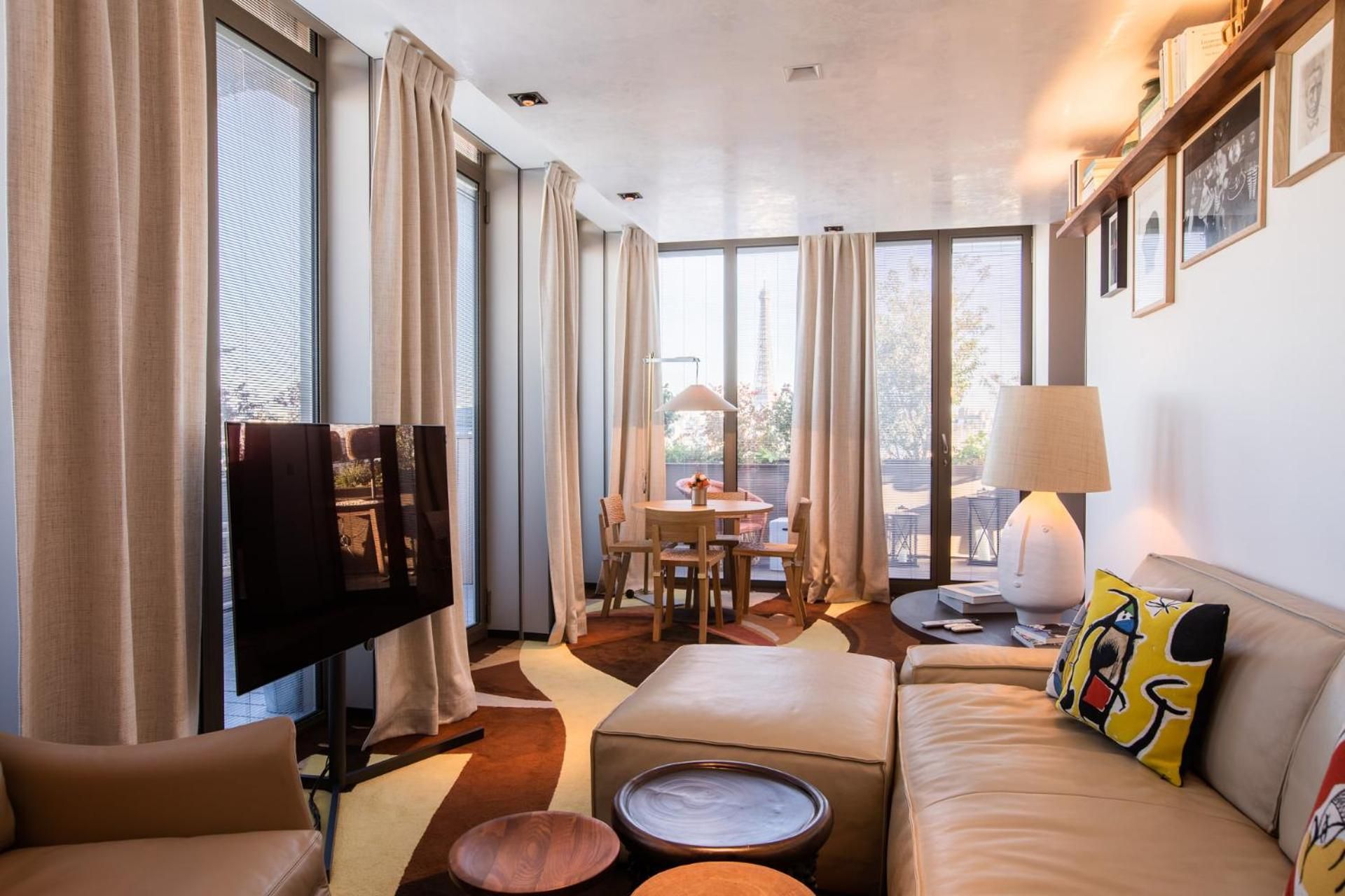 Suite Henri - Eiffel Tower view and Norwegian Bath