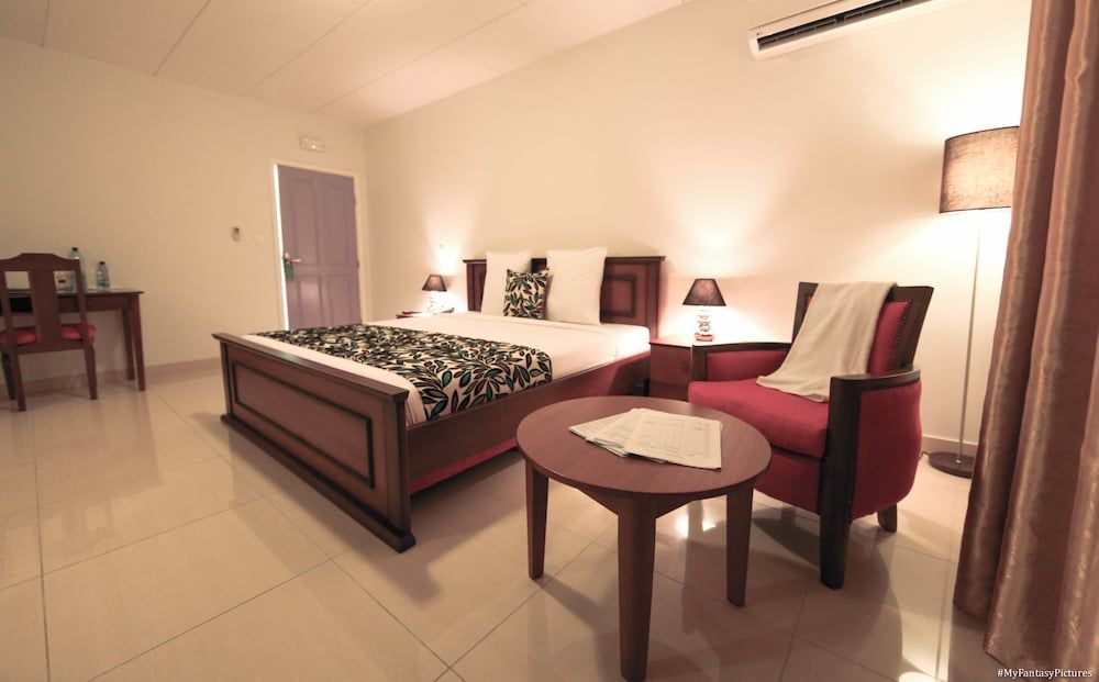 Hotel L'Adagio Superior Room, 1 King Bed 2