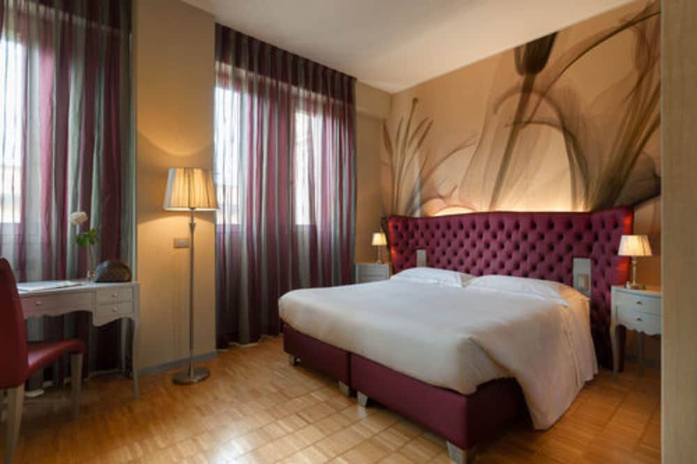 undefined Hotel Ariston 10