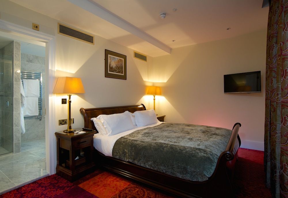 GreyFriars Deluxe Suite 3