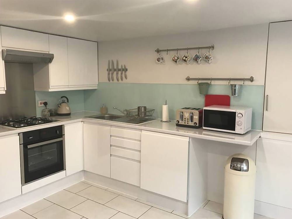 undefined The New Kent Road Apartments 8