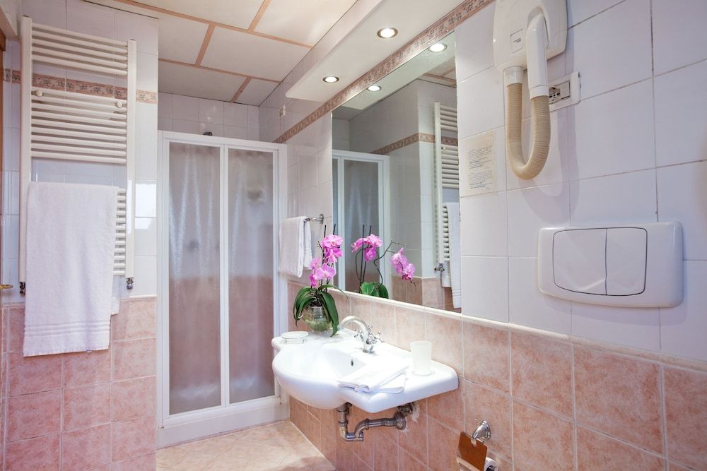 undefined Hotel Delle Muse 8