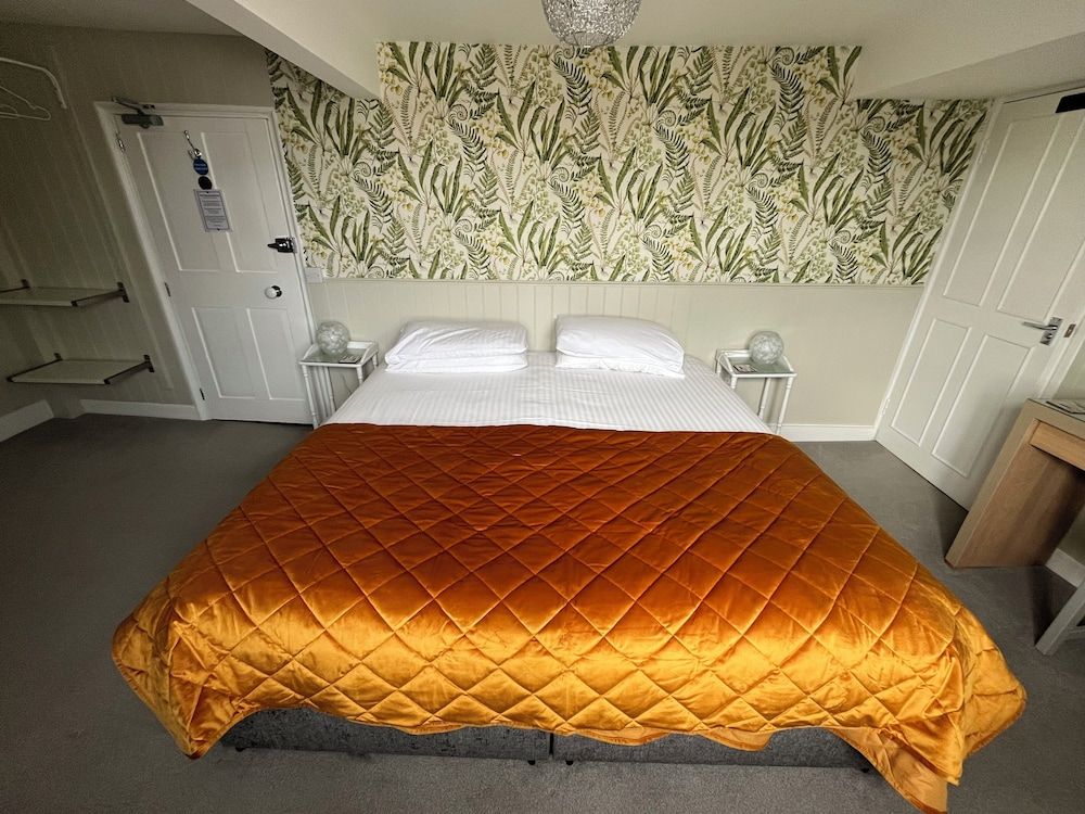 Double or Twin Room (Room 7)