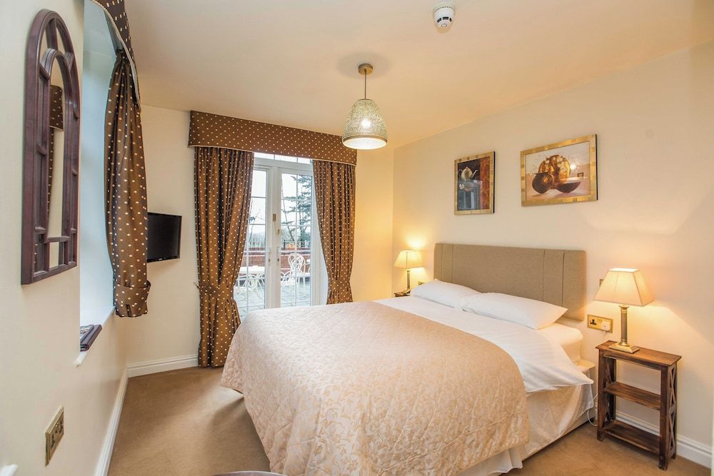 The Upper House Standard Double Room