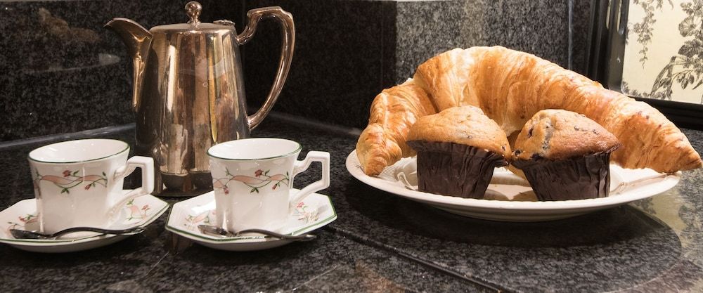 A Place Like Home - Elegant Apartment near Green Park Apartment, 2 Bedrooms, 2 Bathrooms 19