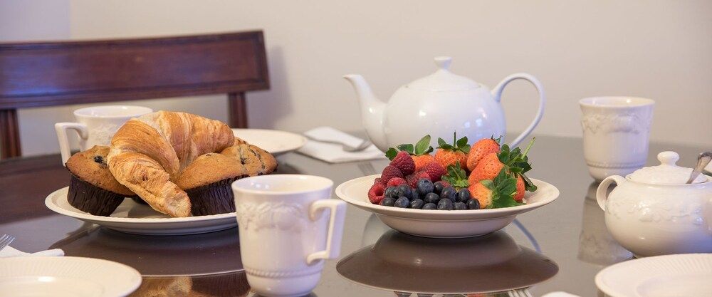 A Place Like Home - Elegant Apartment near Green Park Apartment, 2 Bedrooms, 2 Bathrooms 20