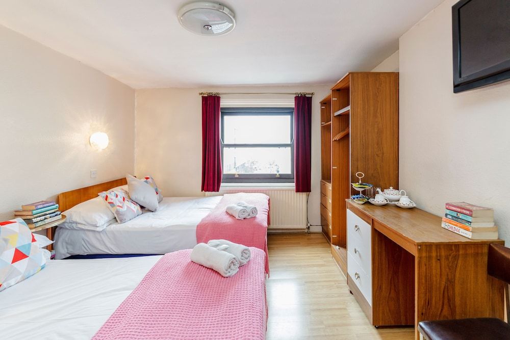 undefined Russell Square Hotel 3