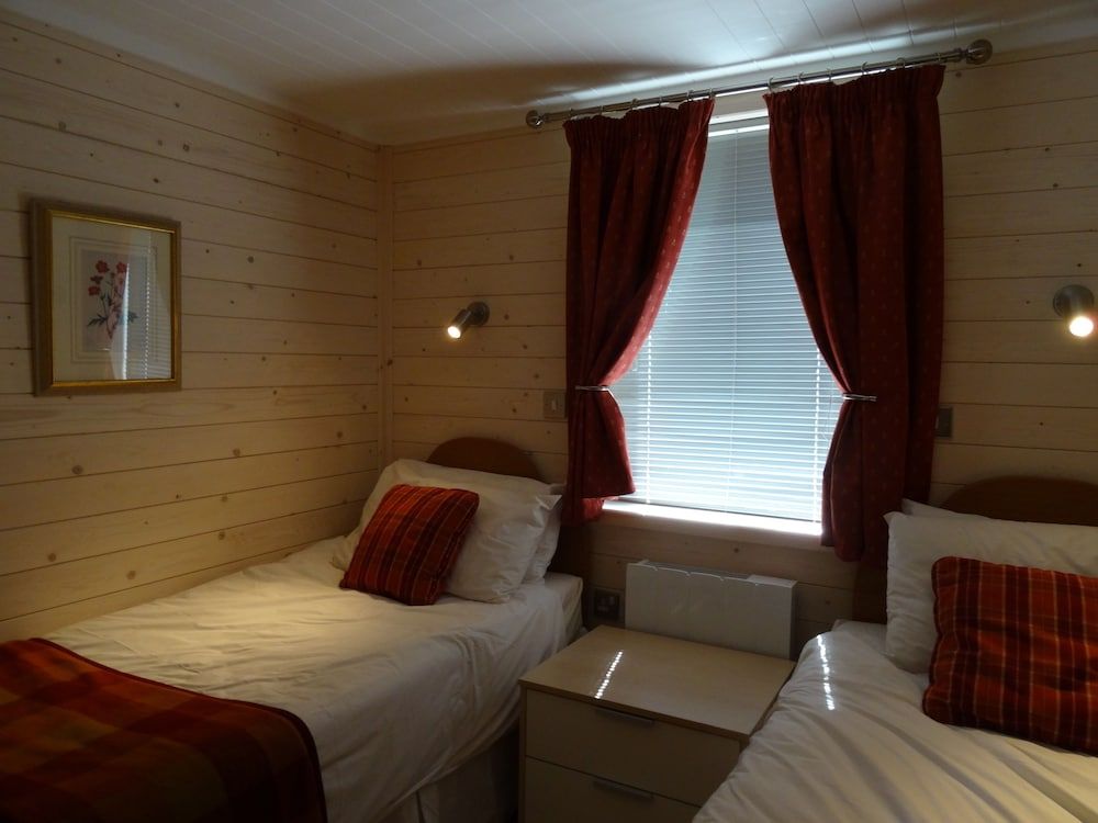 Chalet, 3 Bedrooms, 2 Bathrooms