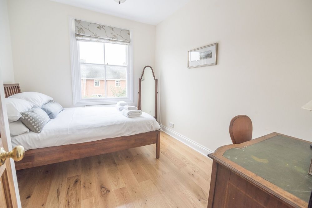 House (3 Bedrooms)