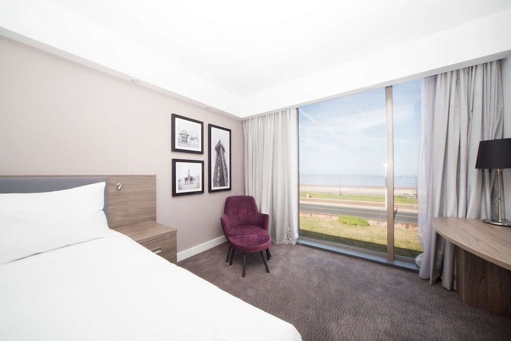 undefined Hampton by Hilton Blackpool 9