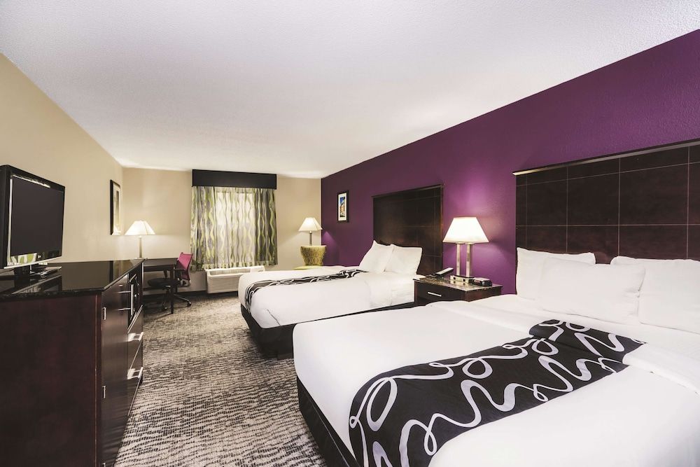 Room, 2 Queen Beds, Non Smoking