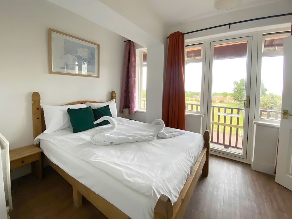 The Grand Hotel Double Room, Sea View 15