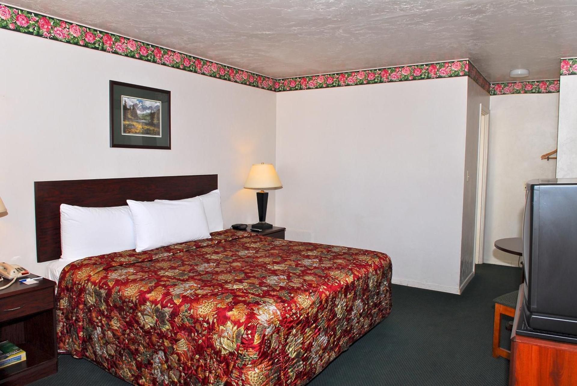undefined Stone Inn Extended Stay U of A 7