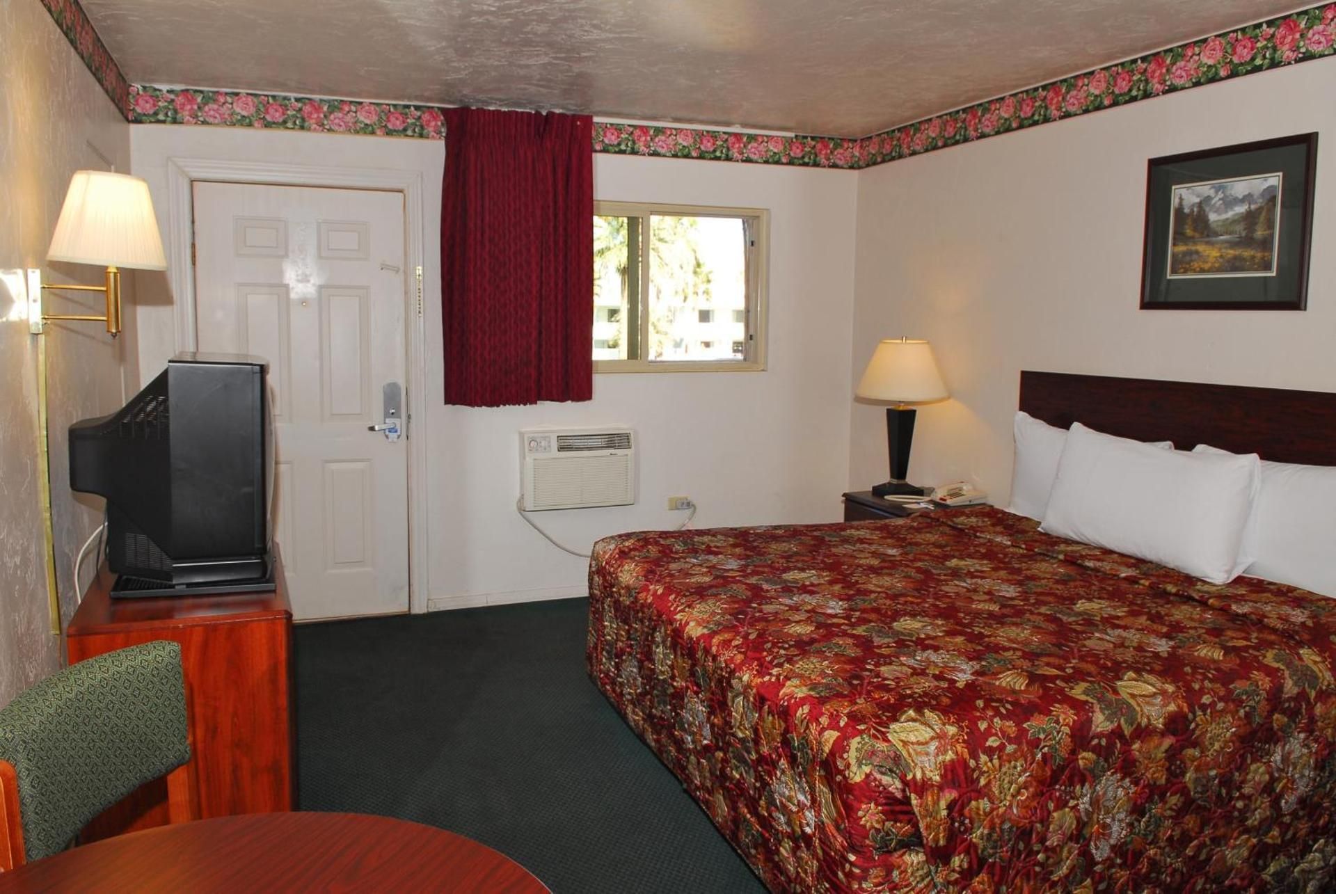 undefined Stone Inn Extended Stay U of A 8