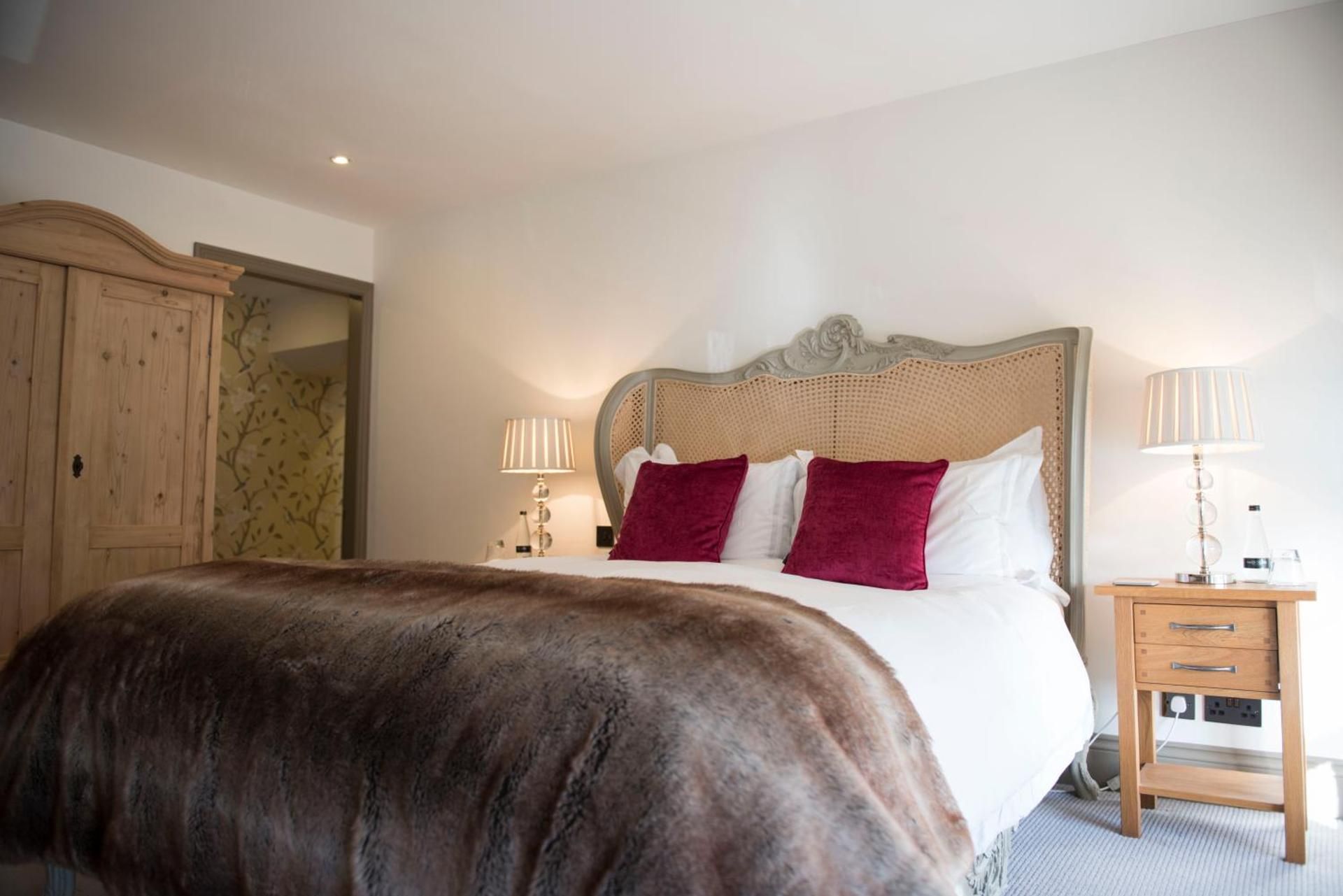 The Priory Superior Double Room With Castle View 2