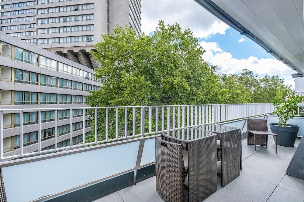 Lak Serviced Apartments Penthouse, 2 Bedrooms, 2 Bathrooms 15