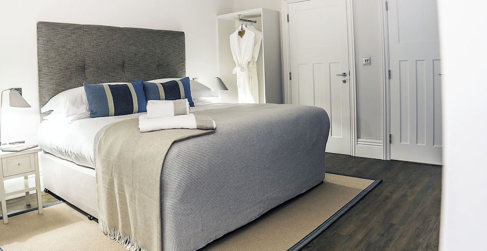 Brocco on the Park Suite - Swallow's Rafter 2