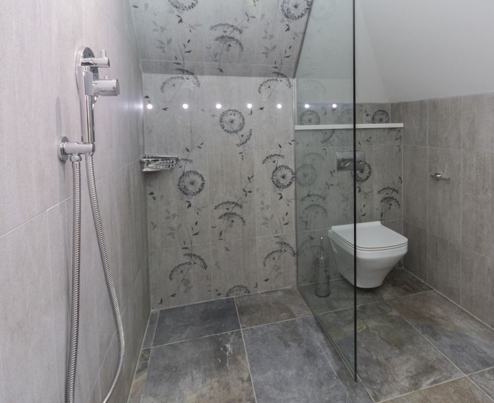 Brocco on the Park Suite - Swallow's Rafter 3